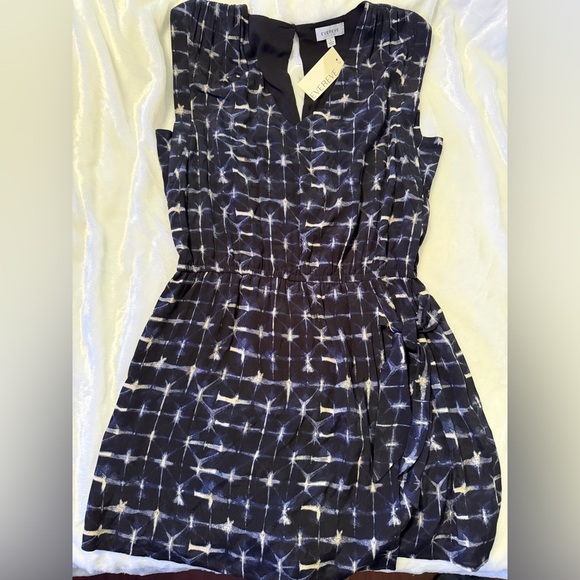 Evereve Black and White Patterned Top - Picture 3 of 11